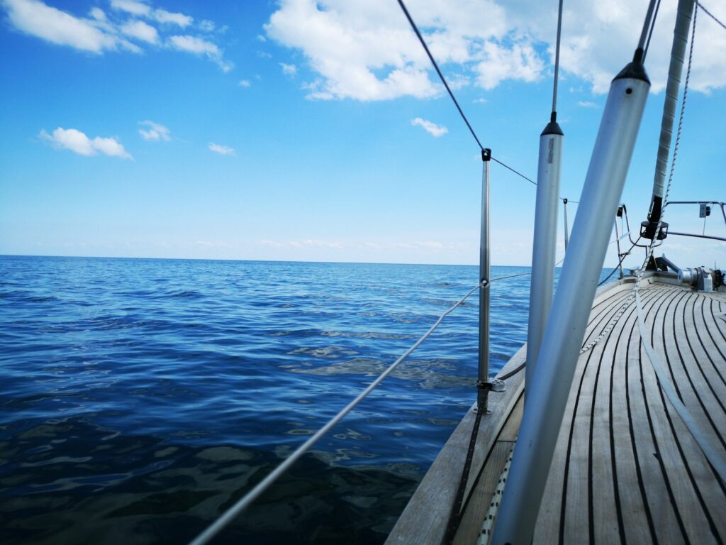 What’s Included on a Labuan Bajo Phinisi Charter (and What Isn’t)